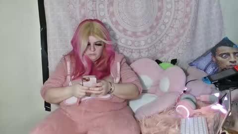 Veronica Lehane online show from February 16, 6:21 am