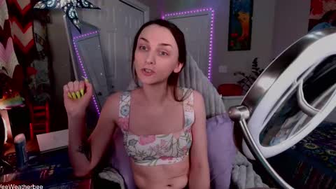 Violet Weatherbee online show from September 9, 12:32 am