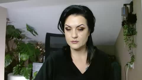 VeilRoom online show from February 20, 3:14 pm