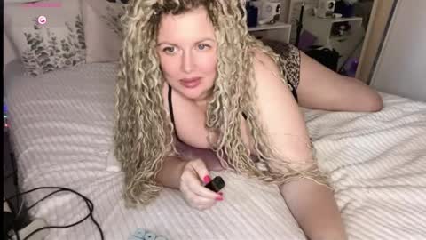 vellinka online show from October 7, 6:20 am