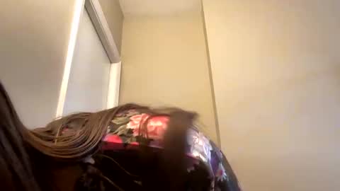 velmaxshaggy online show from March 6, 7:32 pm