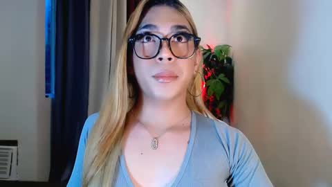 velvet online show from October 11, 9:51 pm