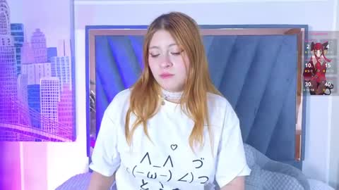 velvetfox_ online show from May 22, 9:32 pm