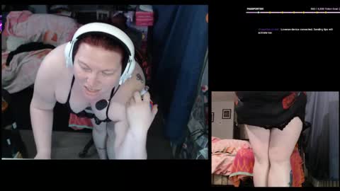Snapshot of velvetinesiren chatting on September 13, 8:39 am VelvetineSiren online show from September 13, 8:39 am