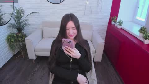Hii Im new here online show from April 9, 3:29 pm