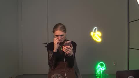 VelvetTGirl online show from March 29, 7:37 pm