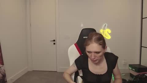 VelvetTGirl online show from February 20, 2:33 am