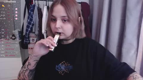 eva 3 online show from February 9, 4:32 pm