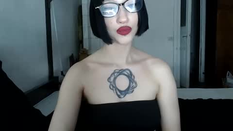Naly online show from June 9, 10:37 am