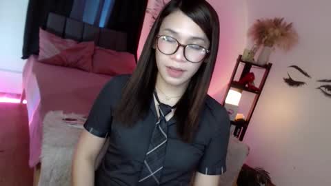 veniceseduction online show from September 19, 6:39 am