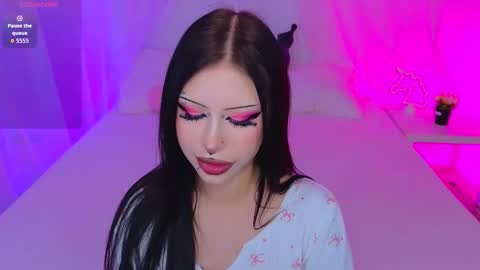 Vivian online show from November 4, 3:52 am