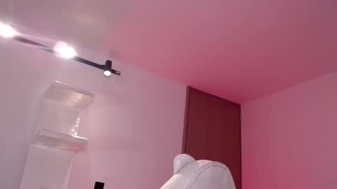 venus_art11 online show from February 15, 8:44 am