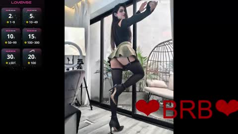 VENUS online show from February 22, 12:30 pm