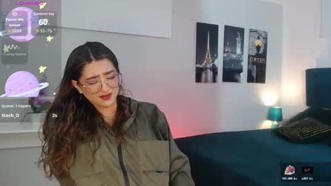 Mia online show from September 24, 1:07 pm