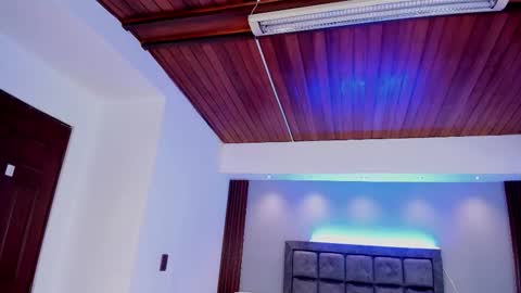 Venus Cooper Everyday From 1400 to 2200 Col Time online show from January 16, 7:23 pm