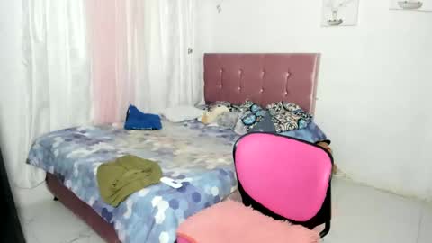 venus online show from November 5, 1:07 am