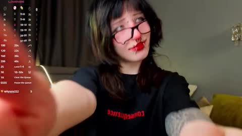 Erica online show from December 5, 8:17 pm