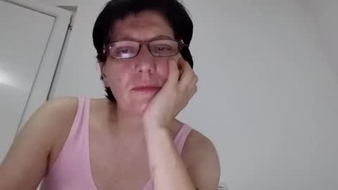 Vera online show from October 28, 7:04 pm