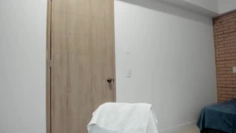 Vera online show from February 19, 11:04 pm