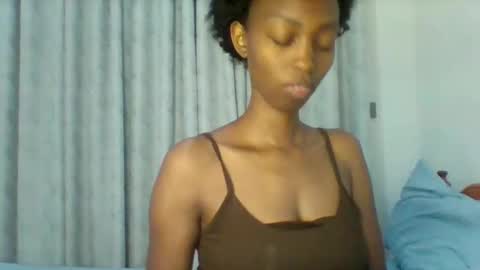 Snapshot of verabright chatting on October 15, 8:09 pm verabright online show from October 15, 8:09 pm