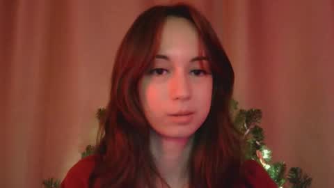 Una online show from December 20, 1:07 pm