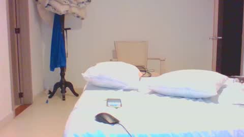 vergagolosa22 online show from February 18, 5:09 am