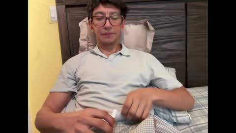 Juan Vergas online show from April 2, 3:30 pm