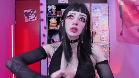     online show from March 20, 10:59 pm