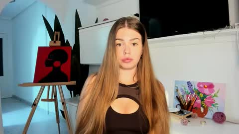 Lolitalolz online show from October 9, 10:15 pm