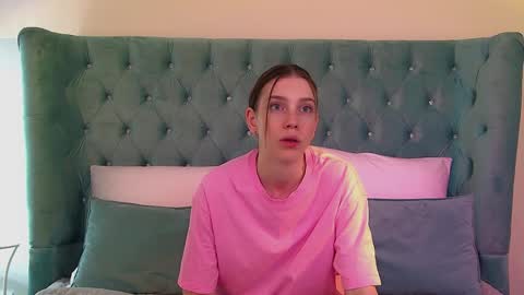 Veronica online show from November 7, 6:43 pm