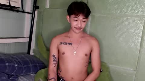versa_twink online show from June 29, 12:16 pm