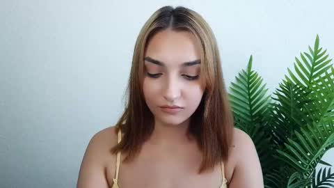 Snapshot of veryveryshygirl chatting on September 9, 1:33 pm Ana online show from September 9, 1:33 pm
