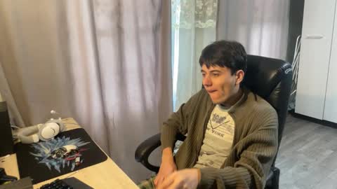 Snapshot of vialeras chatting on October 9, 5:35 am vialeras online show from October 9, 5:35 am