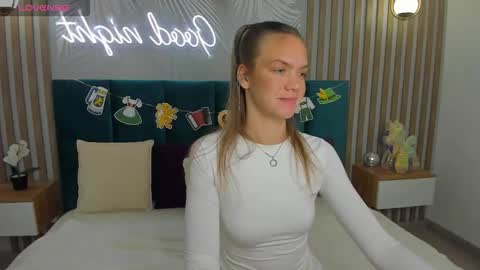 vickie_smith online show from September 27, 1:36 am