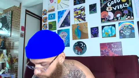 vickingcock7 online show from October 29, 9:33 am