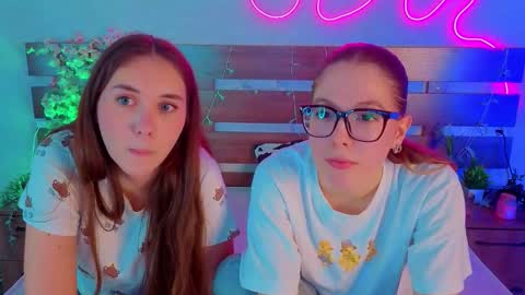 Stacy  Charlotte Lolaon keyboard online show from December 15, 12:45 pm