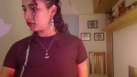 Snapshot of vicky_crazy chatting on February 8, 4:36 pm Vicky online show from February 8, 4:36 pm