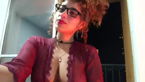 Snapshot of vicky_crazy chatting on September 25, 1:23 am Vicky online show from September 25, 1:23 am