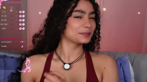 vicky_curly online show from October 2, 4:11 am