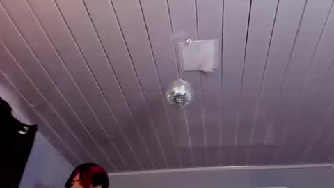  Vicky  online show from March 25, 1:18 pm