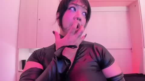 V I C K Y online show from July 19, 12:19 pm