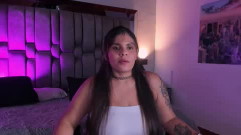 Vicky Valencia online show from October 21, 6:29 am