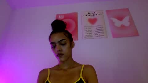 Goddess Victory  online show from November 24, 2:32 am