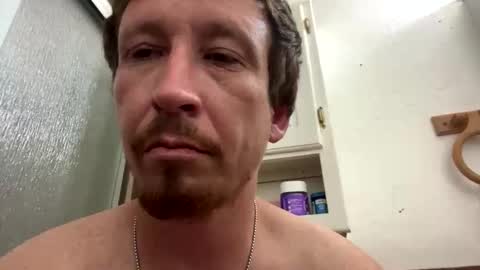 vicrobertson595 online show from April 18, 7:54 am