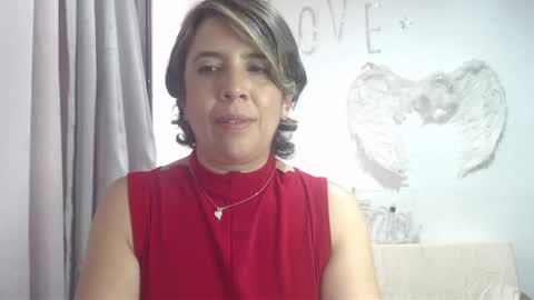 Snapshot of victoria25_meester chatting on September 24, 8:59 pm Hi guys Im victoria Be the one who can control me in PVT online show from September 24, 8:59 pm