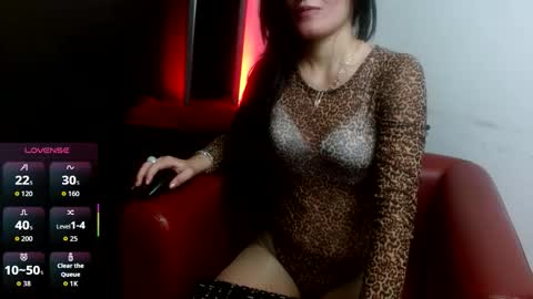 victoria_1126 online show from March 5, 5:16 am