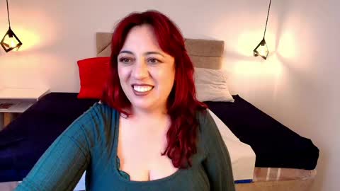  V I C T O R I A   online show from May 15, 4:25 pm