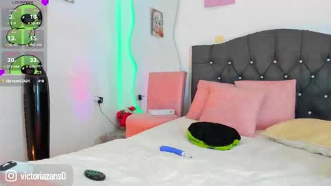 Victoria  independent model online show from March 18, 4:46 pm