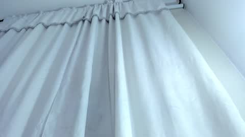 Snapshot of victoria_cooper3 chatting on September 20, 11:35 am valentina online show from September 20, 11:35 am