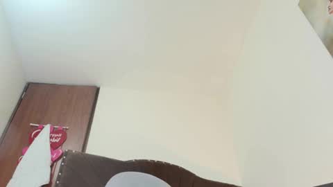 victoria online show from December 21, 3:18 pm